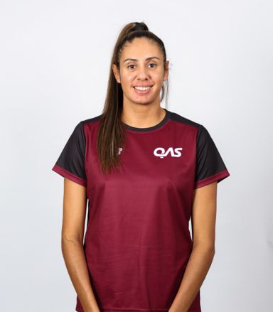 Taliqua Clancy at beach volleyball training